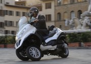 Piaggio MP3 Hybrid